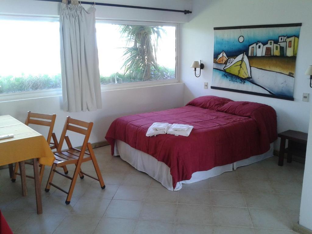 Hotel Aquarella Punta Del Diablo Ruang foto